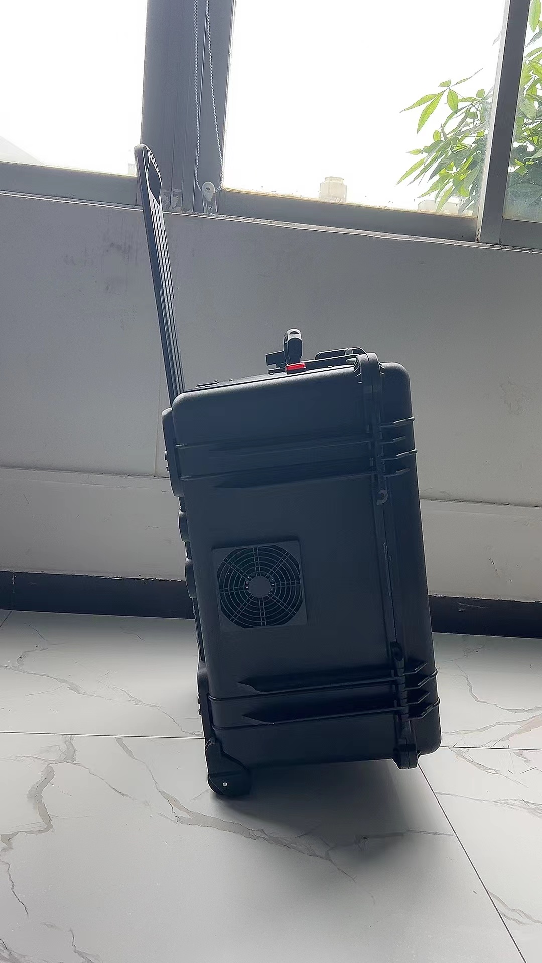 清水手拉箱型移动通信干扰器